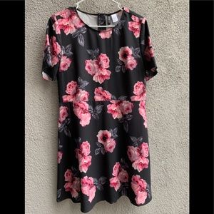 H&M Floral Short-sleeve Dress